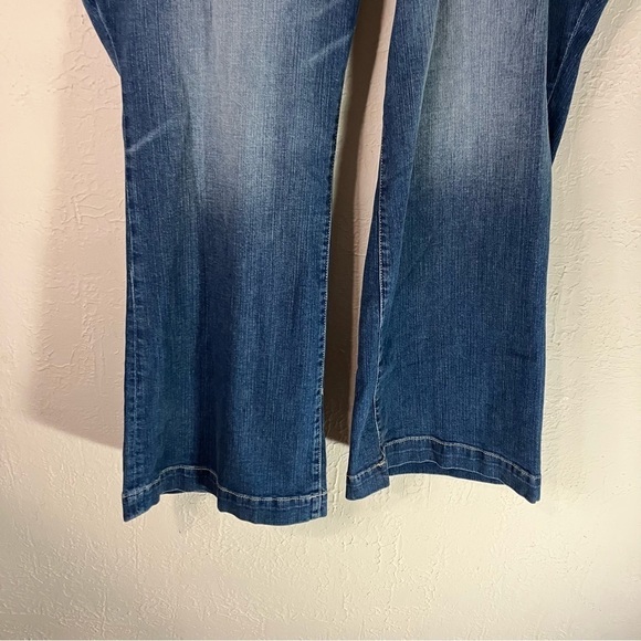 Torrid Blue Flare Vintage Stretch Mid Rise Jeans - Picture 6 of 11